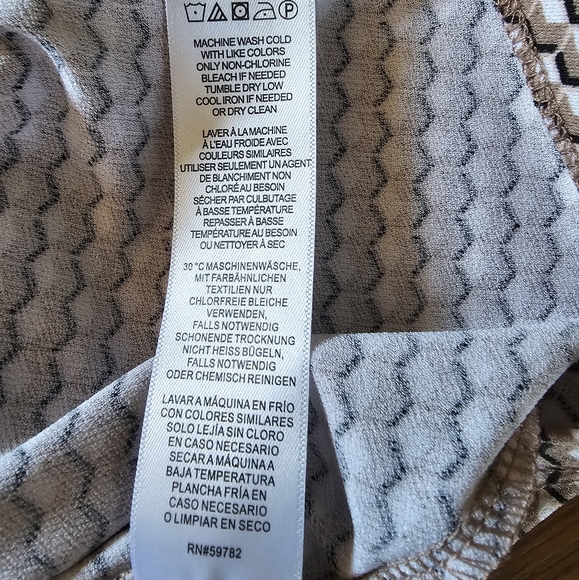 Adrianna Papell Tied Bow Front Stretchy Tan Chevron Print Top Women's Size Large - Picture 10 of 11